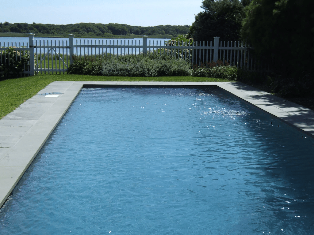 Southampton Waterfront Cottage Rental