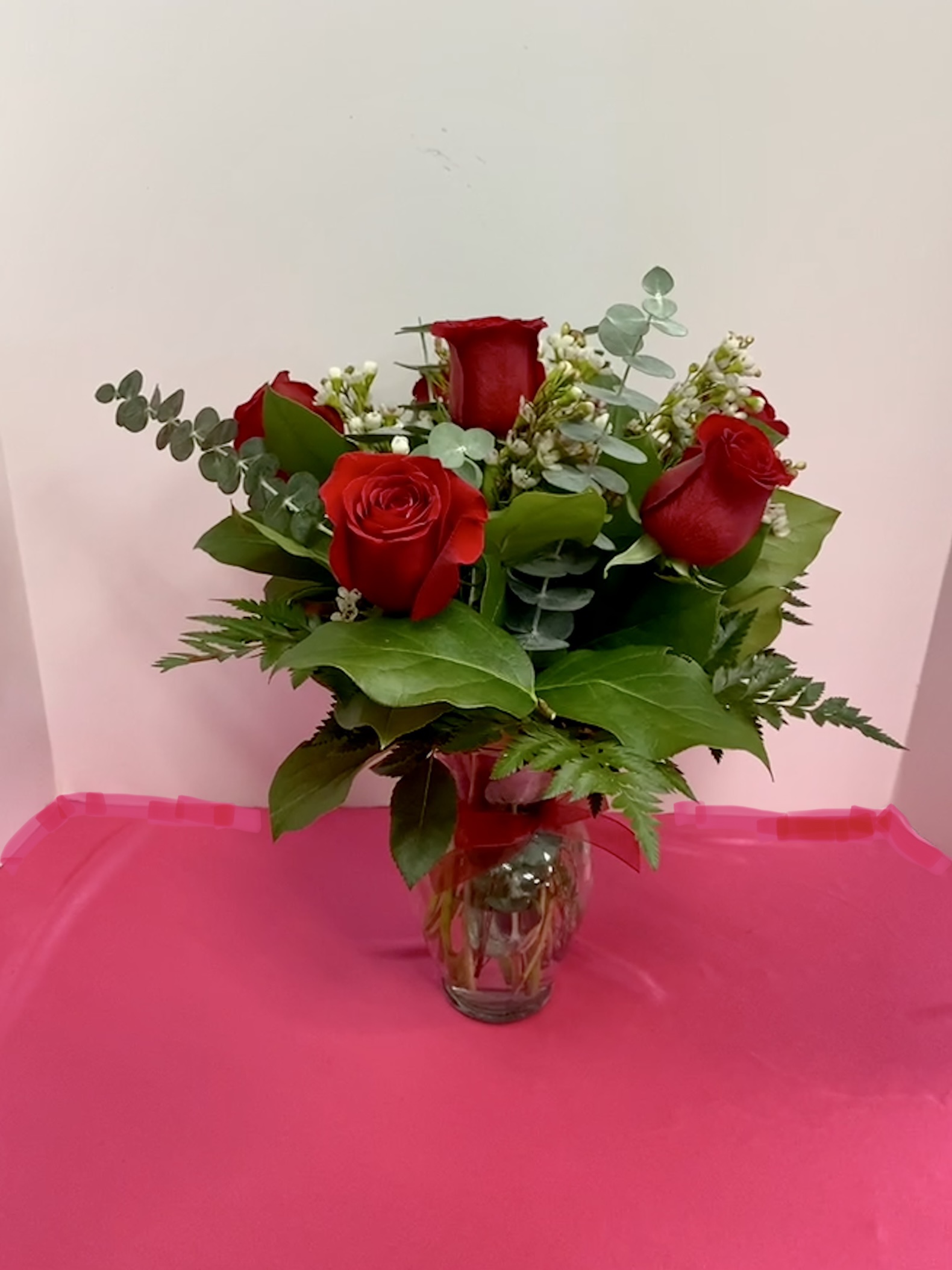 Valentine 6 Rose Deluxe Flower Delivery Saint Paul MN Flowerama