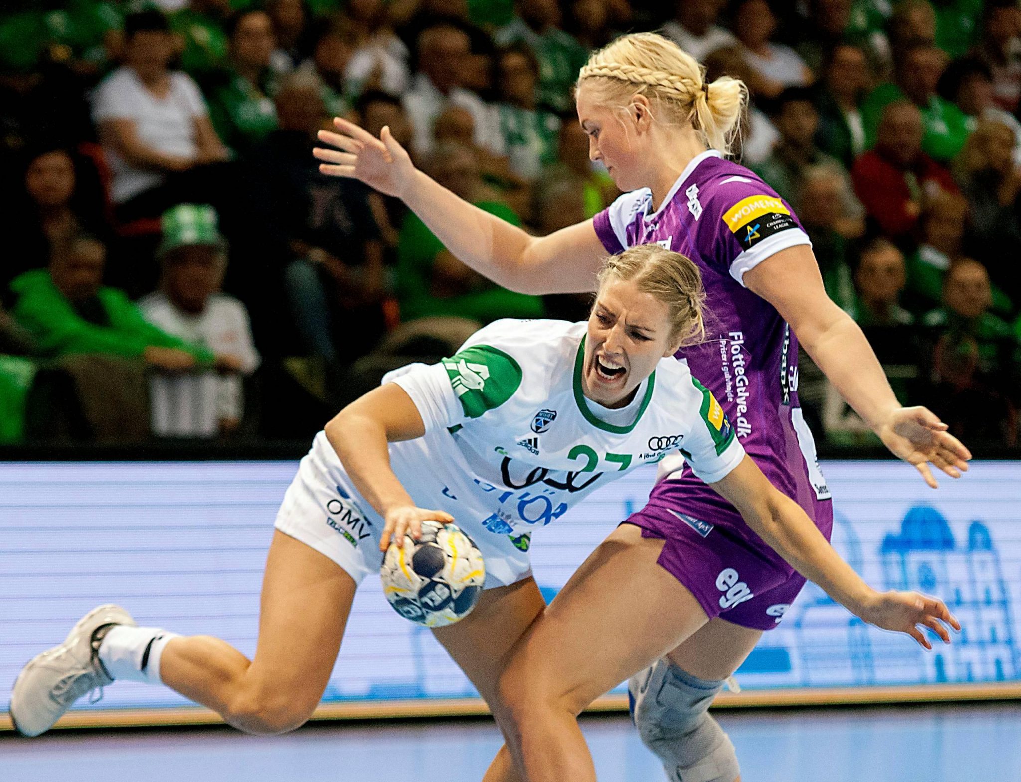 Vijftien Nederlandse speelsters en bondscoach in groepsfase Champions