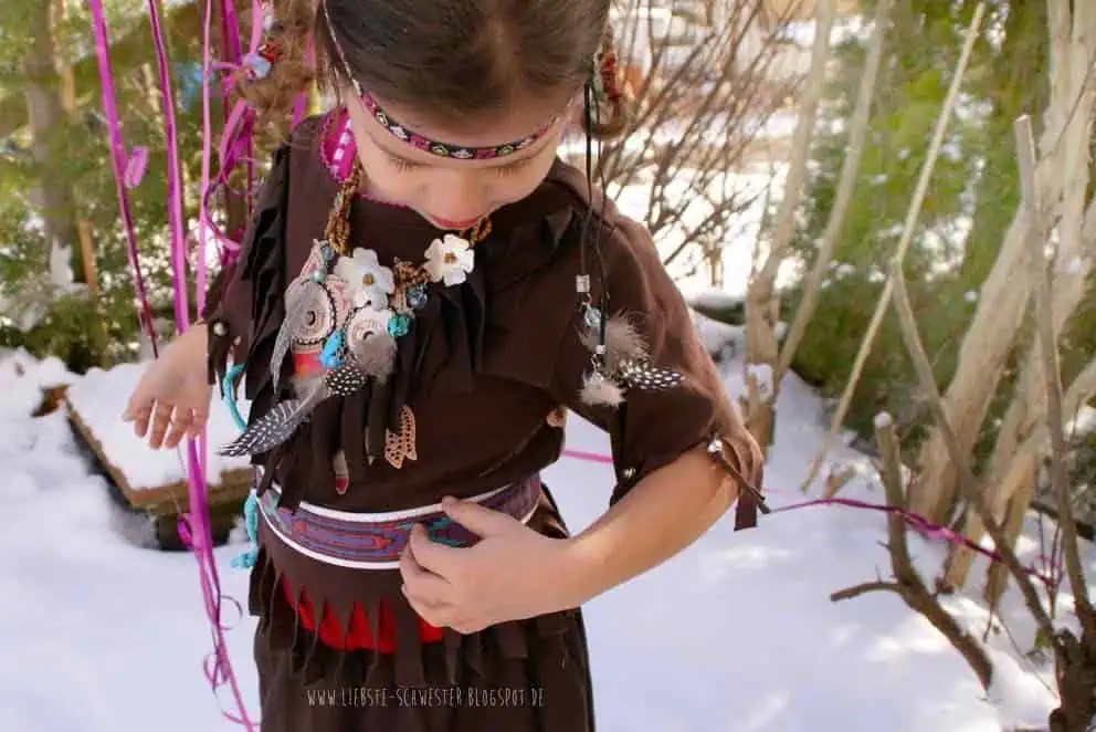 Faschingskostüm in 2 Stunden DIY Wowowow Indianer für Junge und