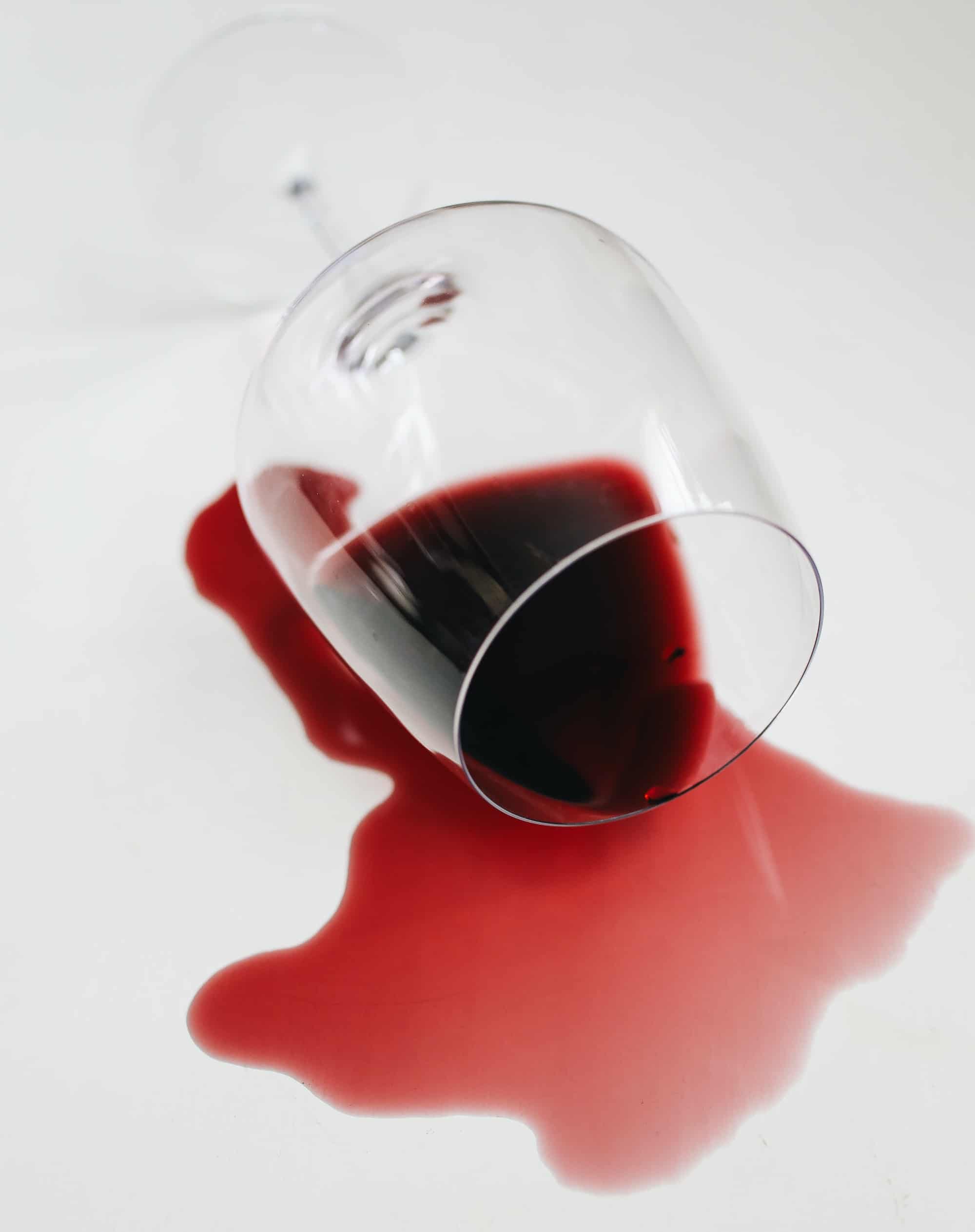 How to Get Red Wine Out of the Carpet? The Ultimate Guide to Removing