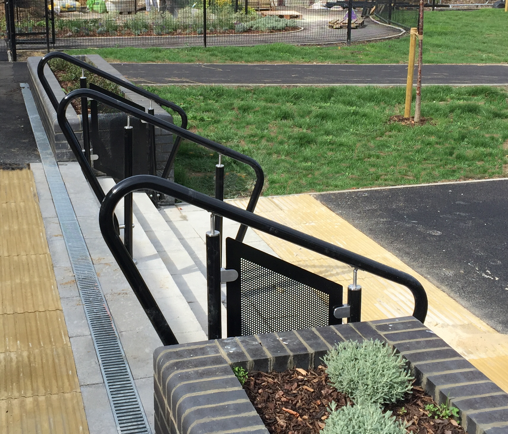 DDA Handrails Warm to Touch, PVC Handrail SG System Products