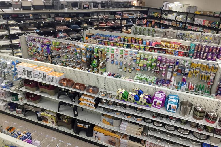 Pet Store Shelving Retail Pet Fixtures &amp; Displays Handy Store Fixtures