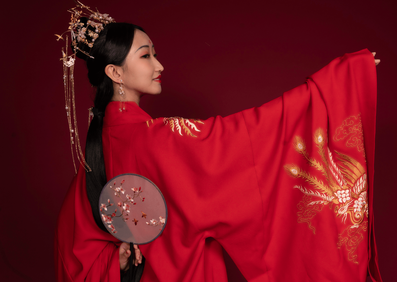Why do Chinese wear Hanfu? HanfuSupplier