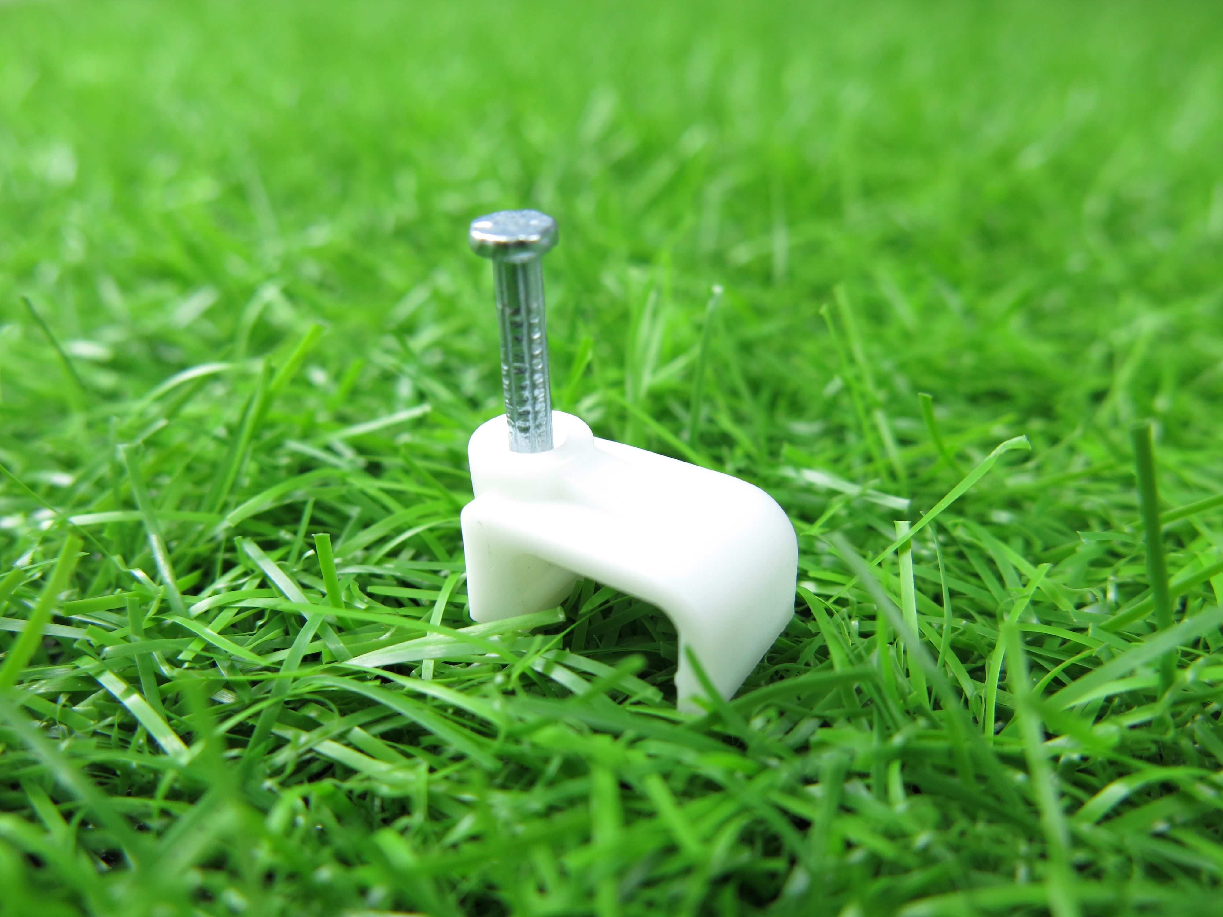 Flat Cable Clips For Telephone Cable and Ribbon Cable Hanrro