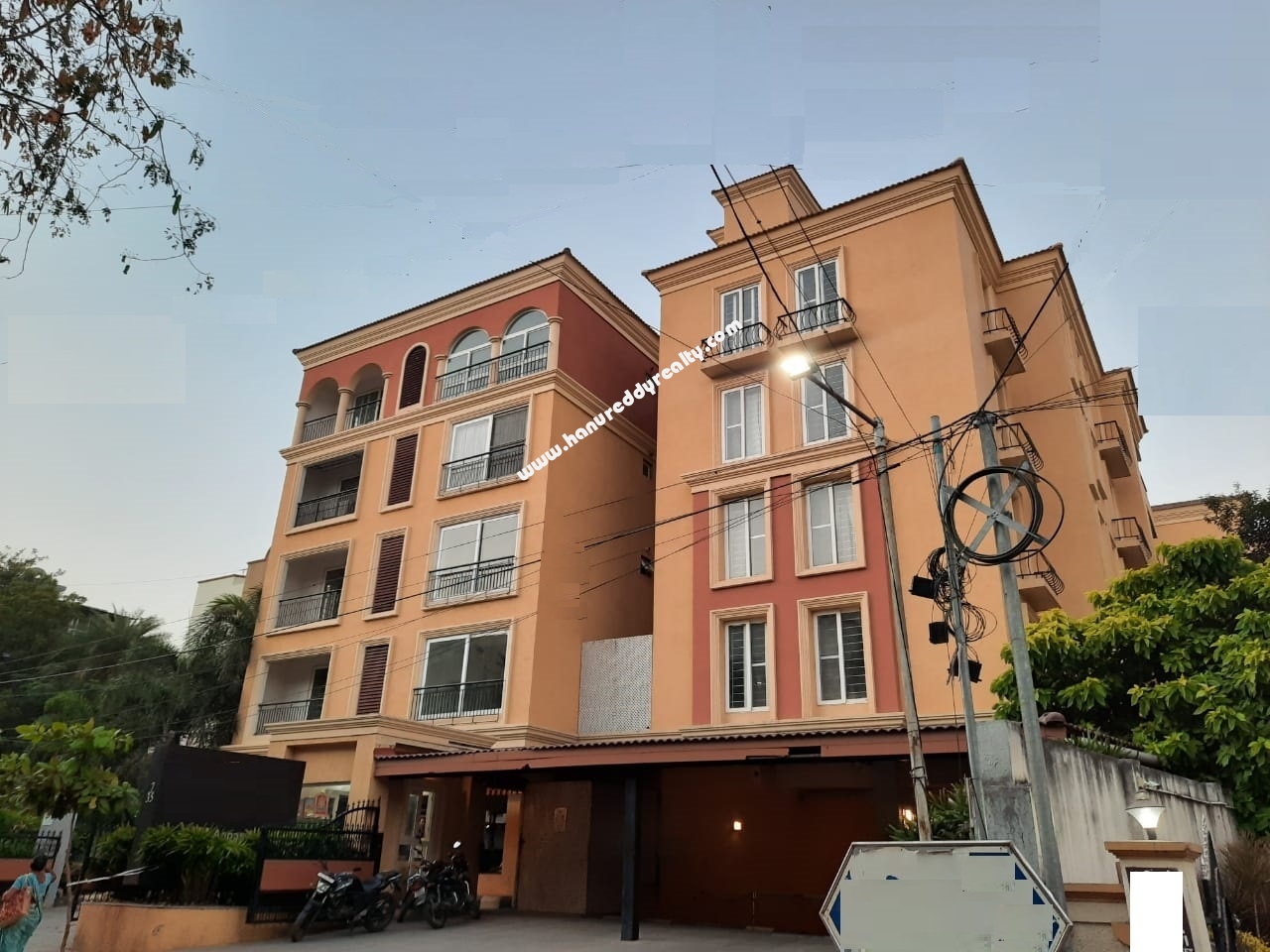 3 BHK Flat for Sale in Kottur