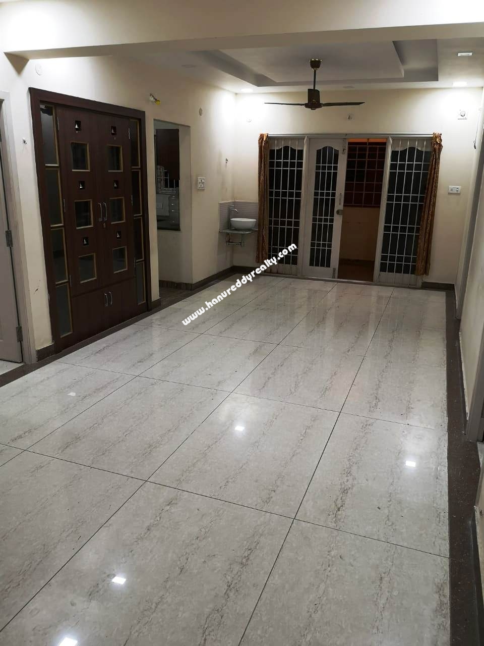 2 BHK Flat for Sale at Alwarthirunagar, ChennaiChennai Hanu Reddy Realty