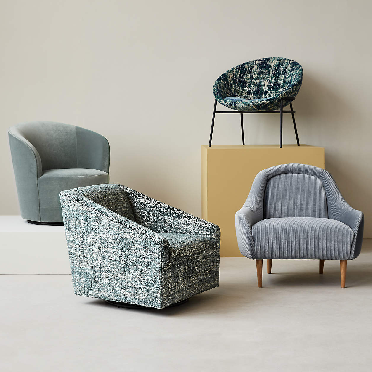 The Best Swivel Chairs That are Comfortable (2023) Happily Inspired