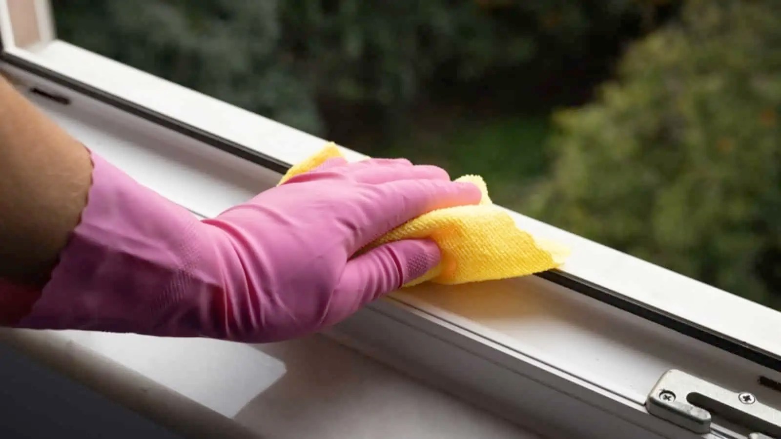 Pro Cleaner's Guide 13 Hidden Nooks in Your House You've Never Thought