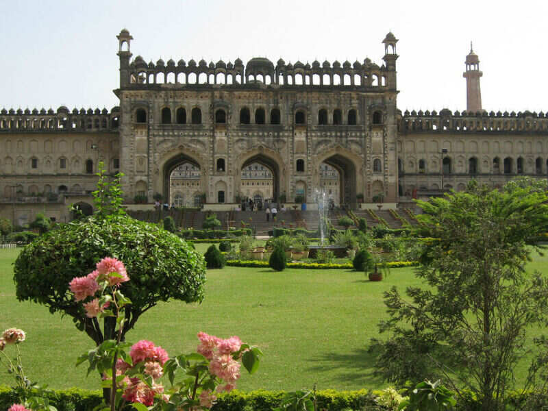 Top Places To Visit In Lucknow