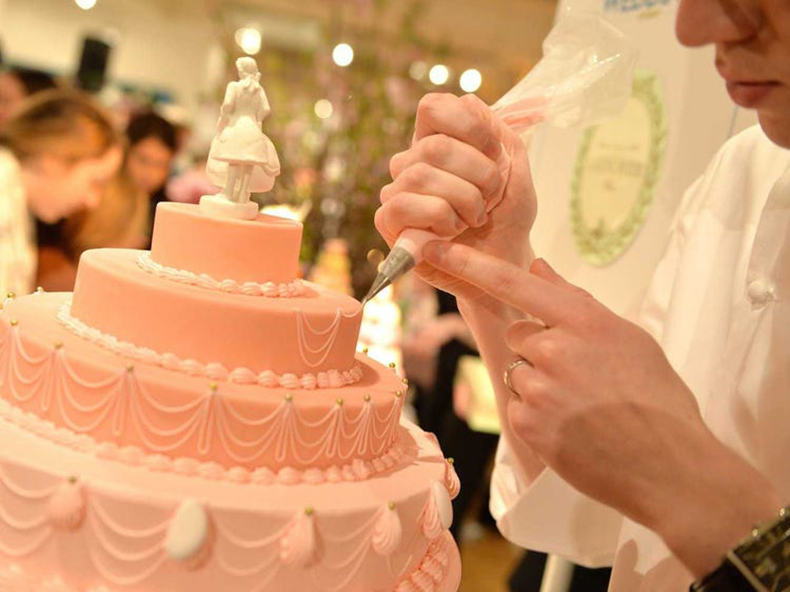 14 Wedding Cake Myths Wedding Cake Happy Wedding App