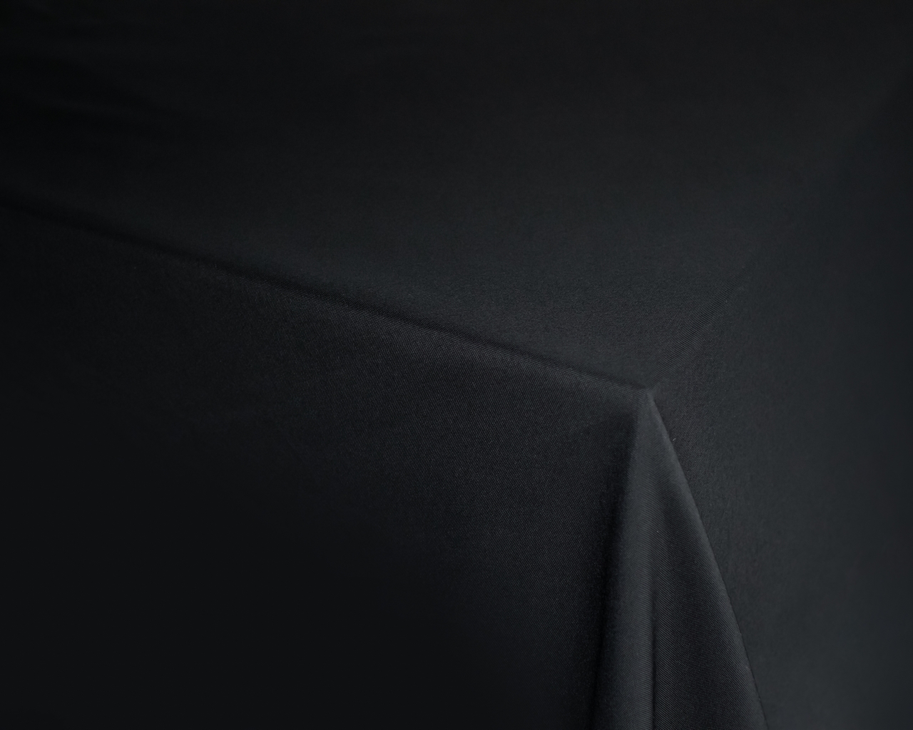 Black Table Cloth Harbourside Decorators