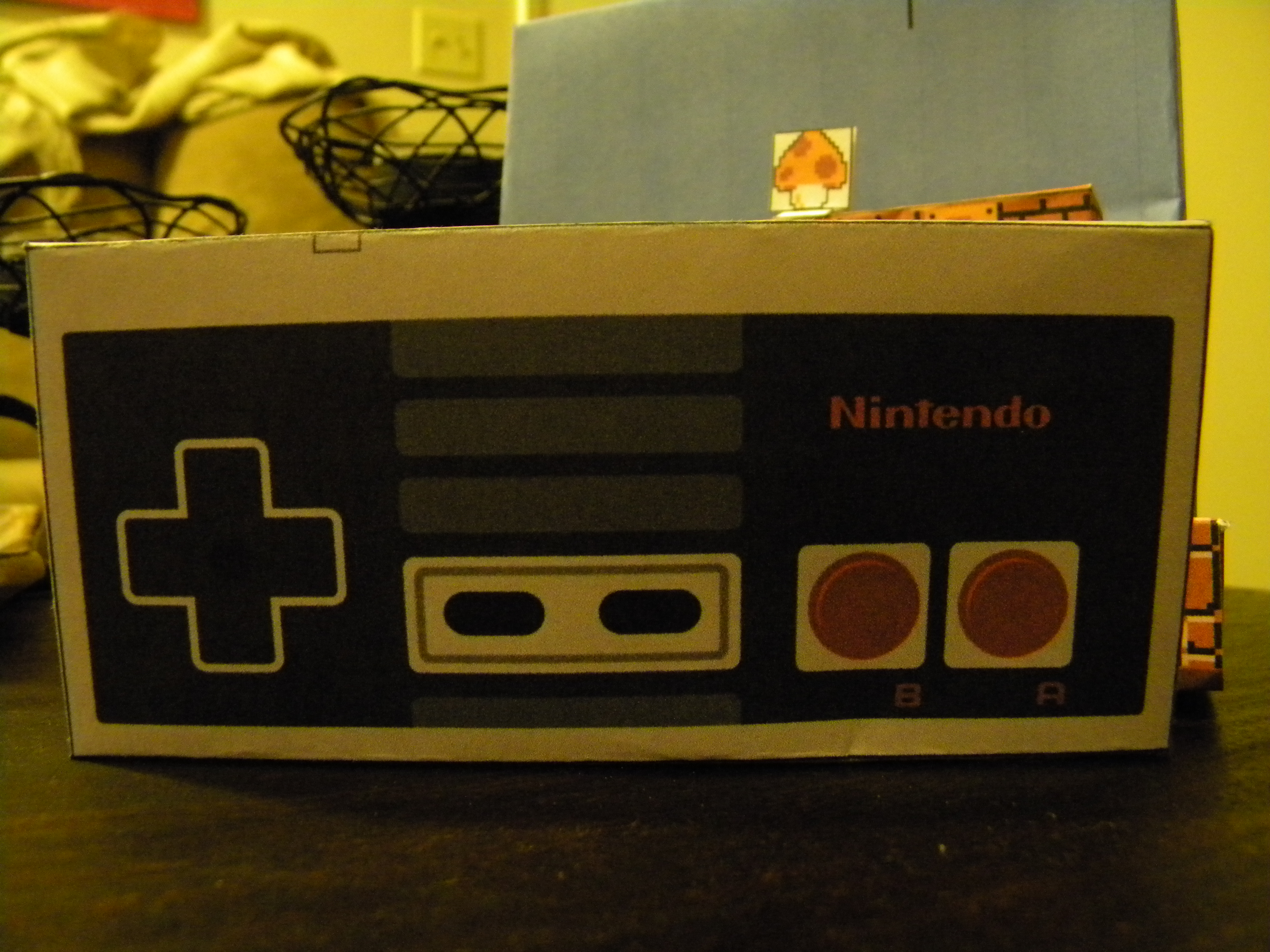 papercraft NES controller «