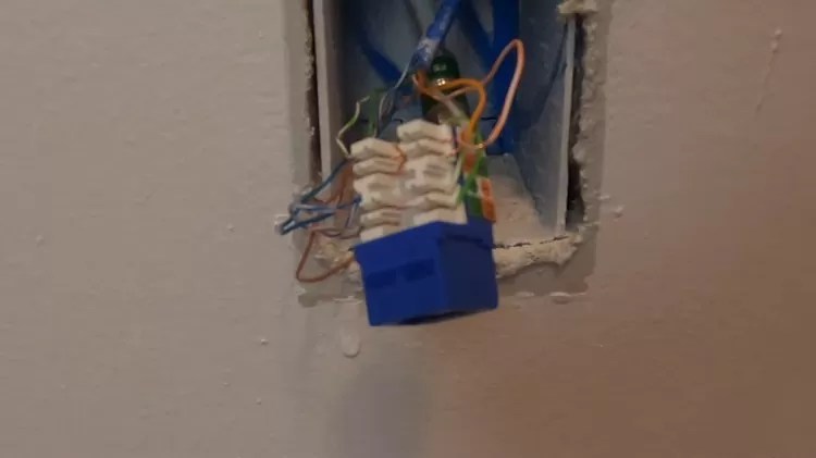 How to Convert Phone Jack to Ethernet? | An Easy Guide to Converting a