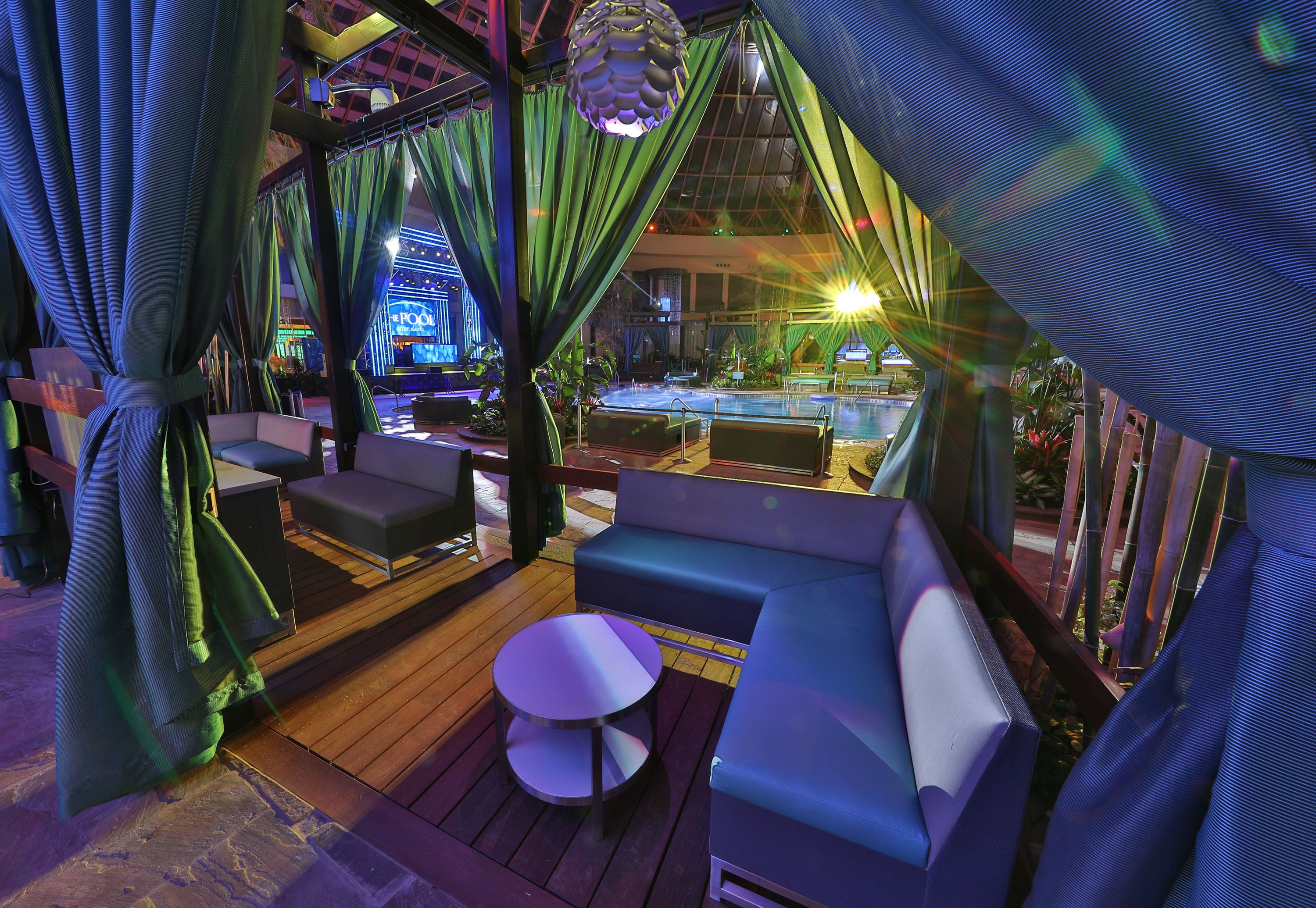 The Pool After Dark The Pool at Harrah's Resort