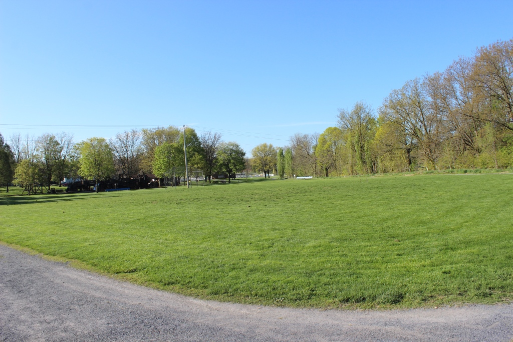 Area Parks Purcell Features Wide Open Spaces and Beautiful Scenery in