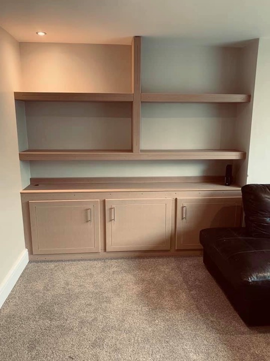MDF alcove with shelving Harrison Fine Woodwork Lee Harrison