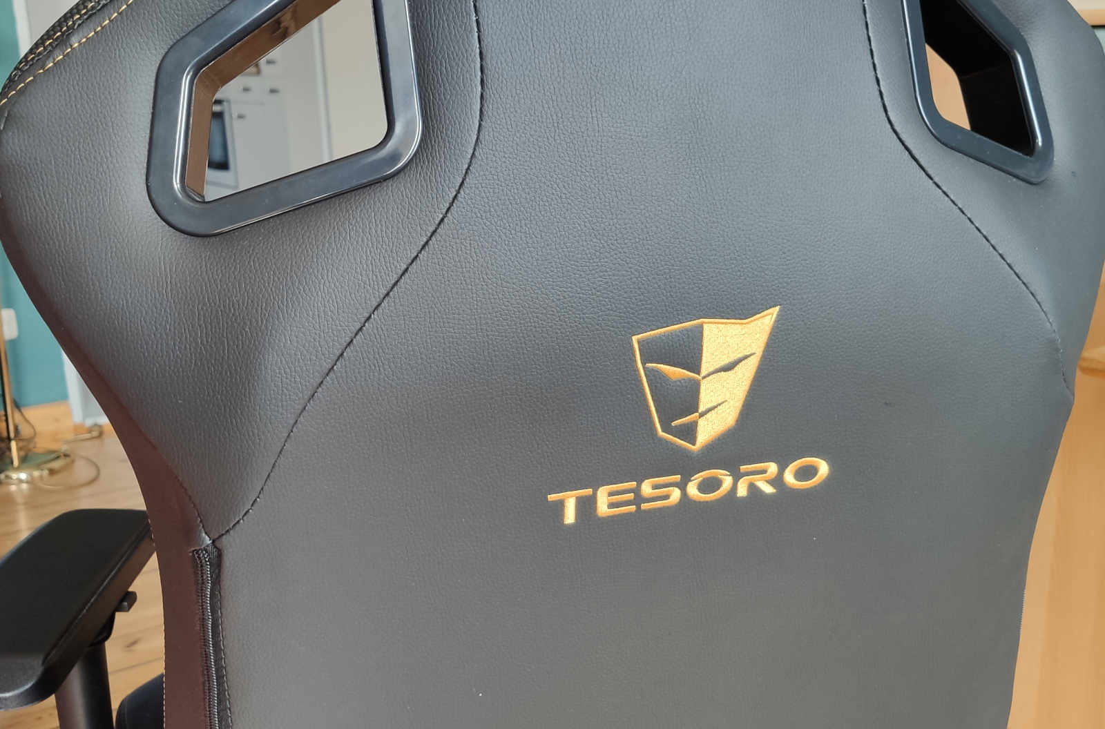 Tesoro Zone X im Test GamingStuhl der oberen Mittelklasse Seite 2 Hartware