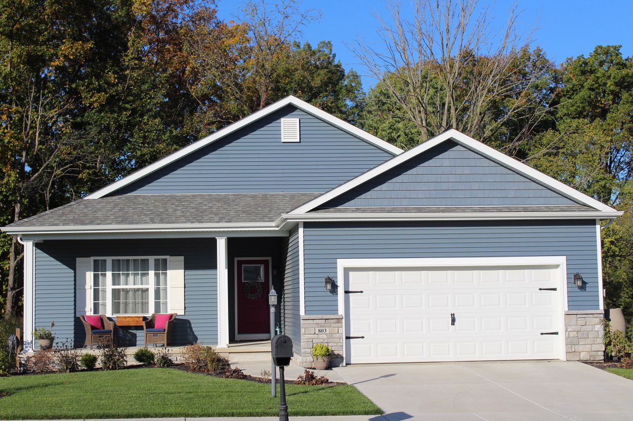 RANCH Hatch Lake Valparaiso