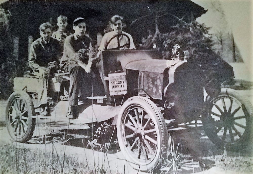 About Hauser Bros., Inc.