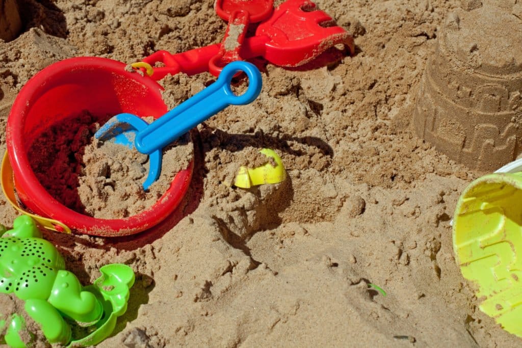Sandkasten bauen Bauanleitung für die eigene Sandkiste