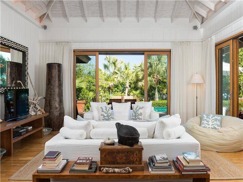 Christie Brinkley's 9 Million Beachfront House Offers Tranquil Resort