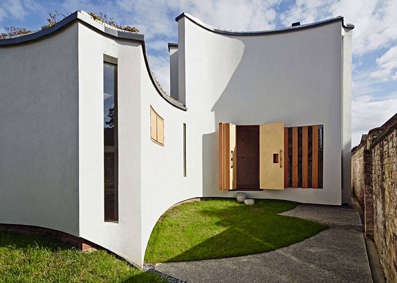 5 Odd and Unique Homes from Around the World