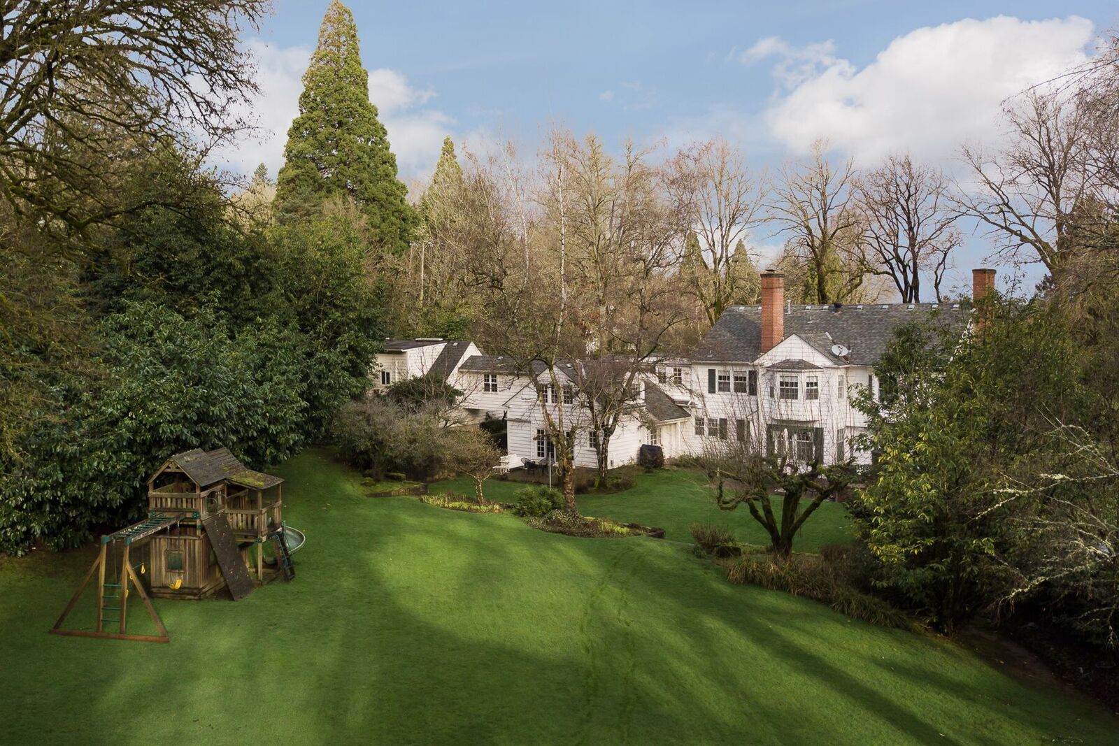 Classic Dunthorpe Residence With Modern Appeal