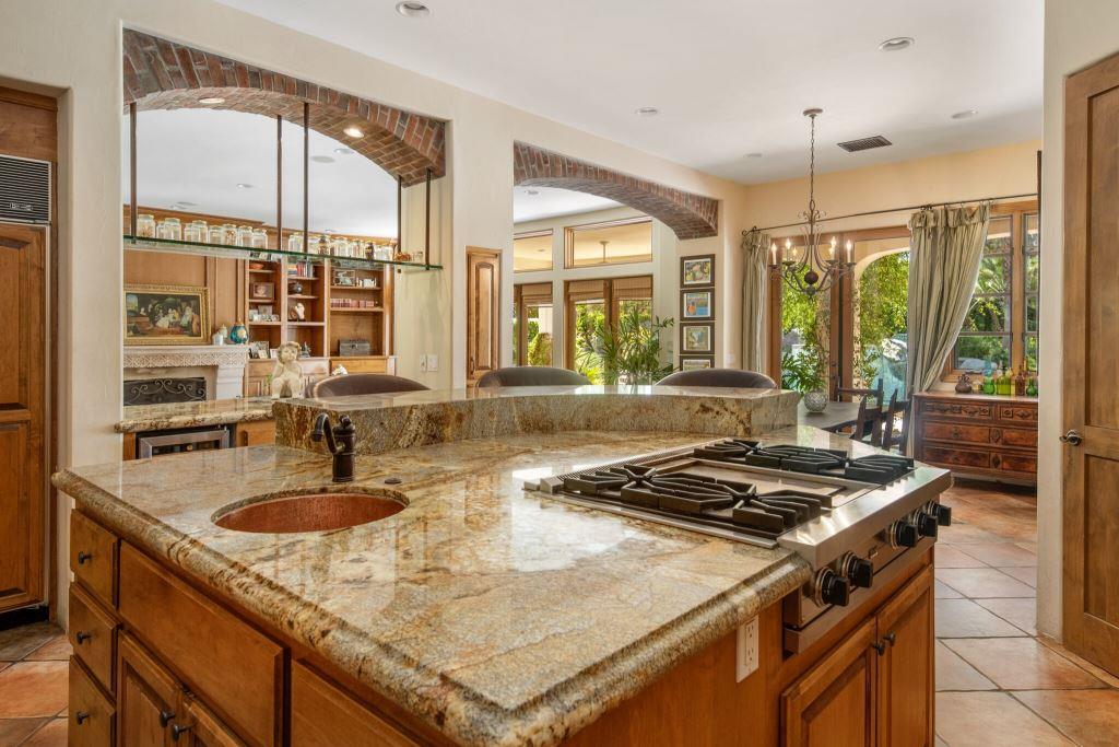 Stunning Custom Estate In Prestigious Clancy Lane Estates