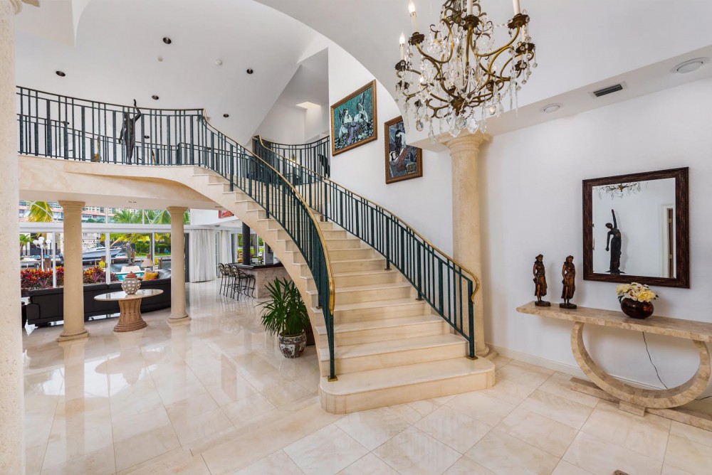 Prestigious Golden Beach Waterfront Estate Haute Residence by Haute