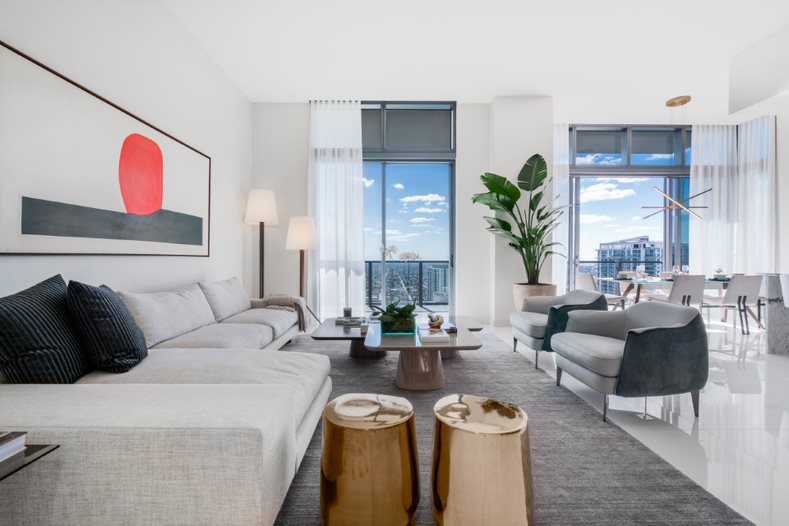 Live A Lifestyle Soaring Over Miami In Brickell City Centre's