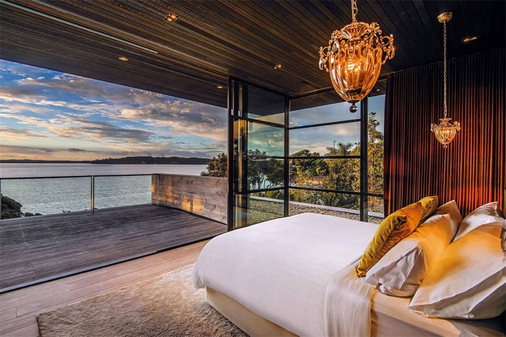 The World’s Most Luxurious Bedrooms