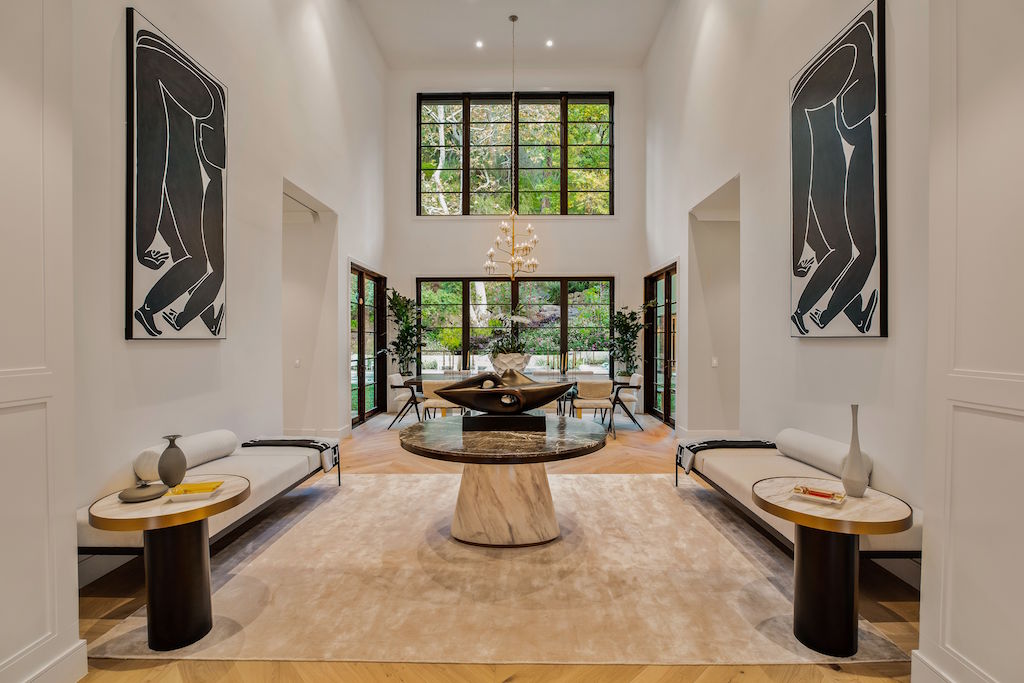 Ernie Carswell Presents A Modern Traditional Bel Air Estate