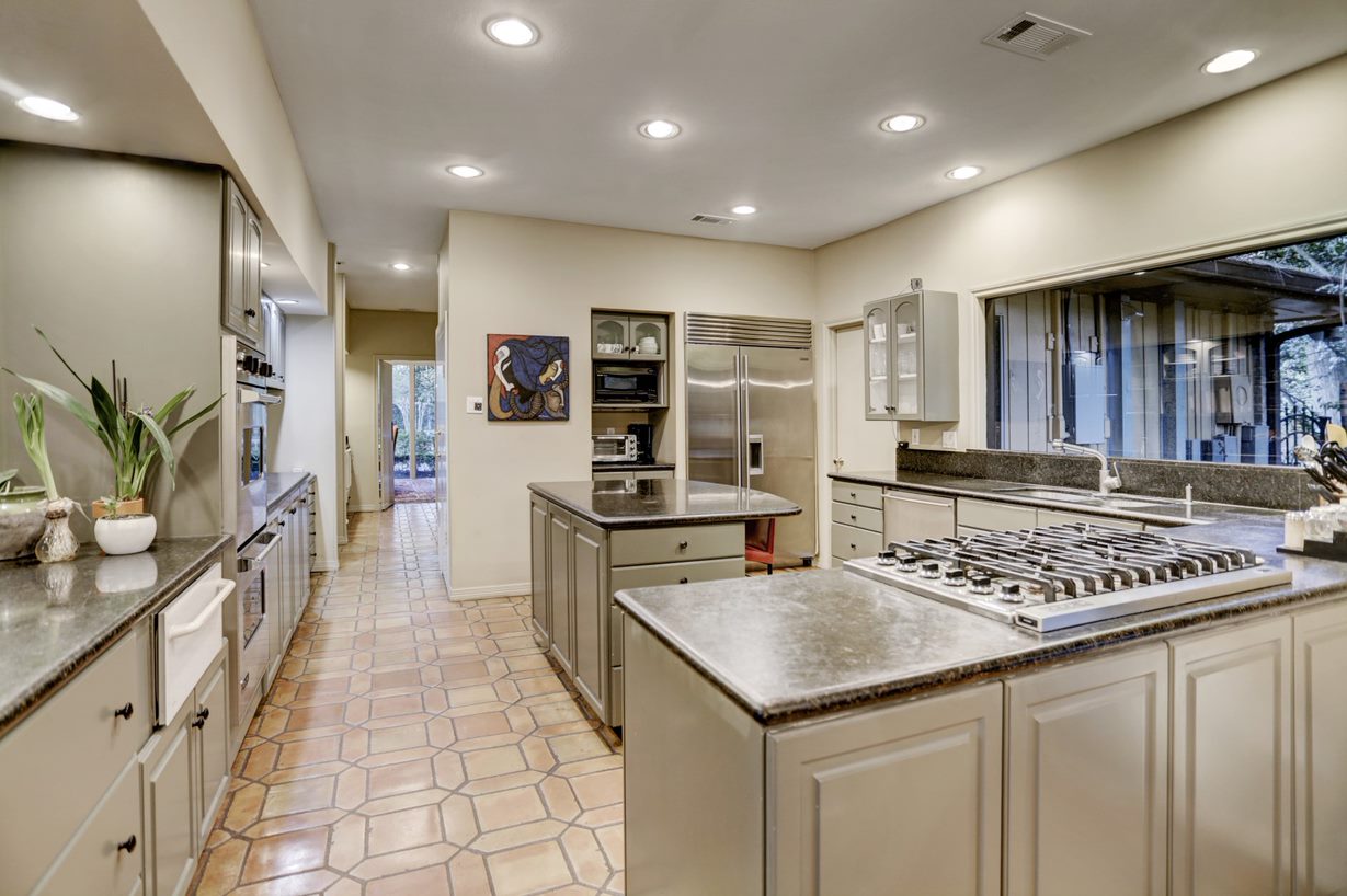 A Magnificent Estate In Piney Point Village By Patti Garrison