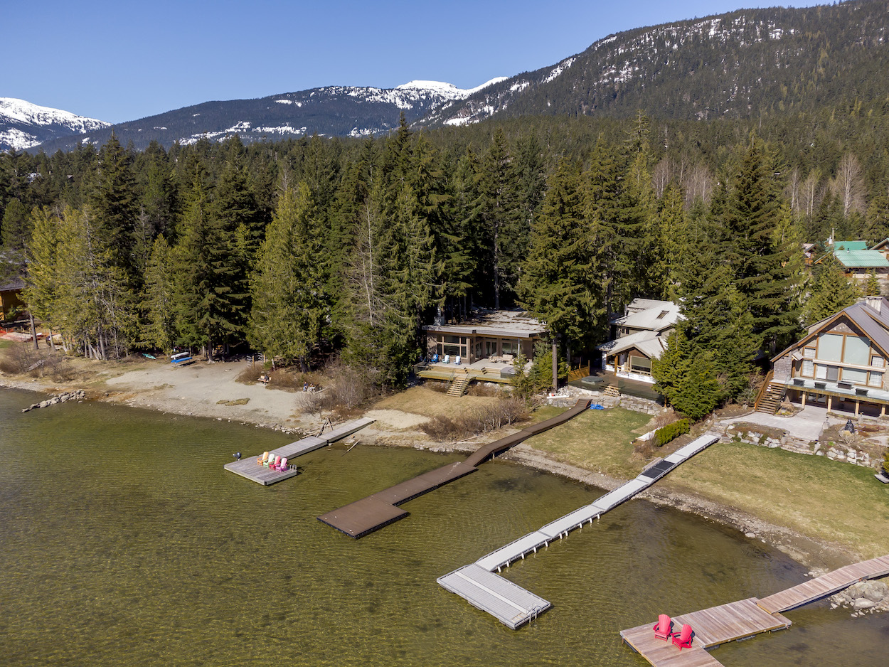 Maggi Thornhill And Max Thornhill Present Lakeside Living At Its Finest