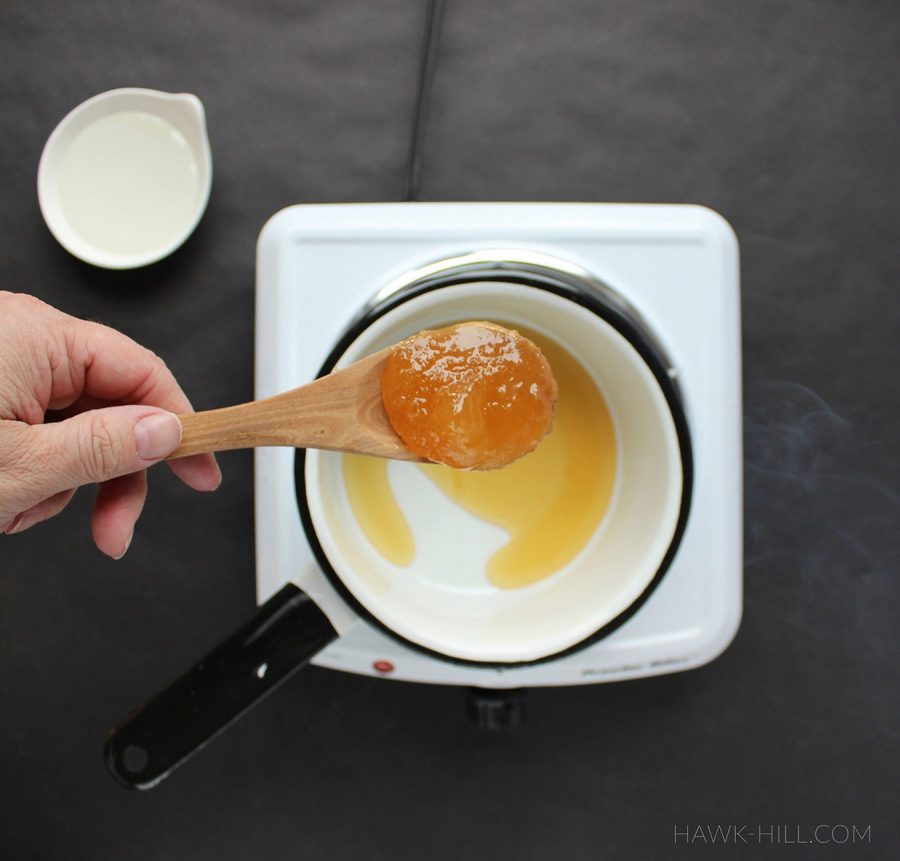 How to Prevent Honey from Crystallizing (or Fix it if it Already Has