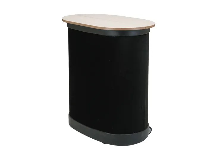 Hard Case PodiumHawk display