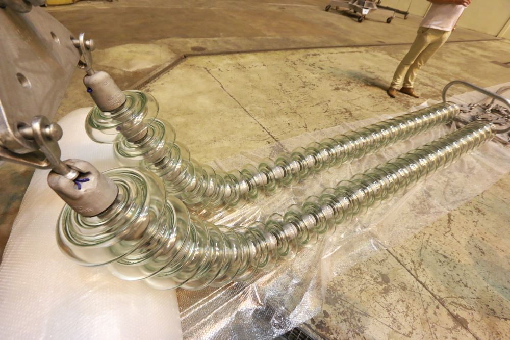 String Insulators, Dead End Insulators on Overhead Transmission Lines