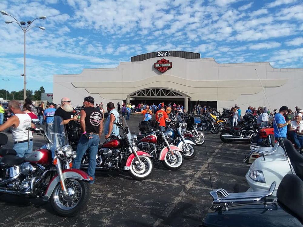 Evansville Pink Ribbon Ride