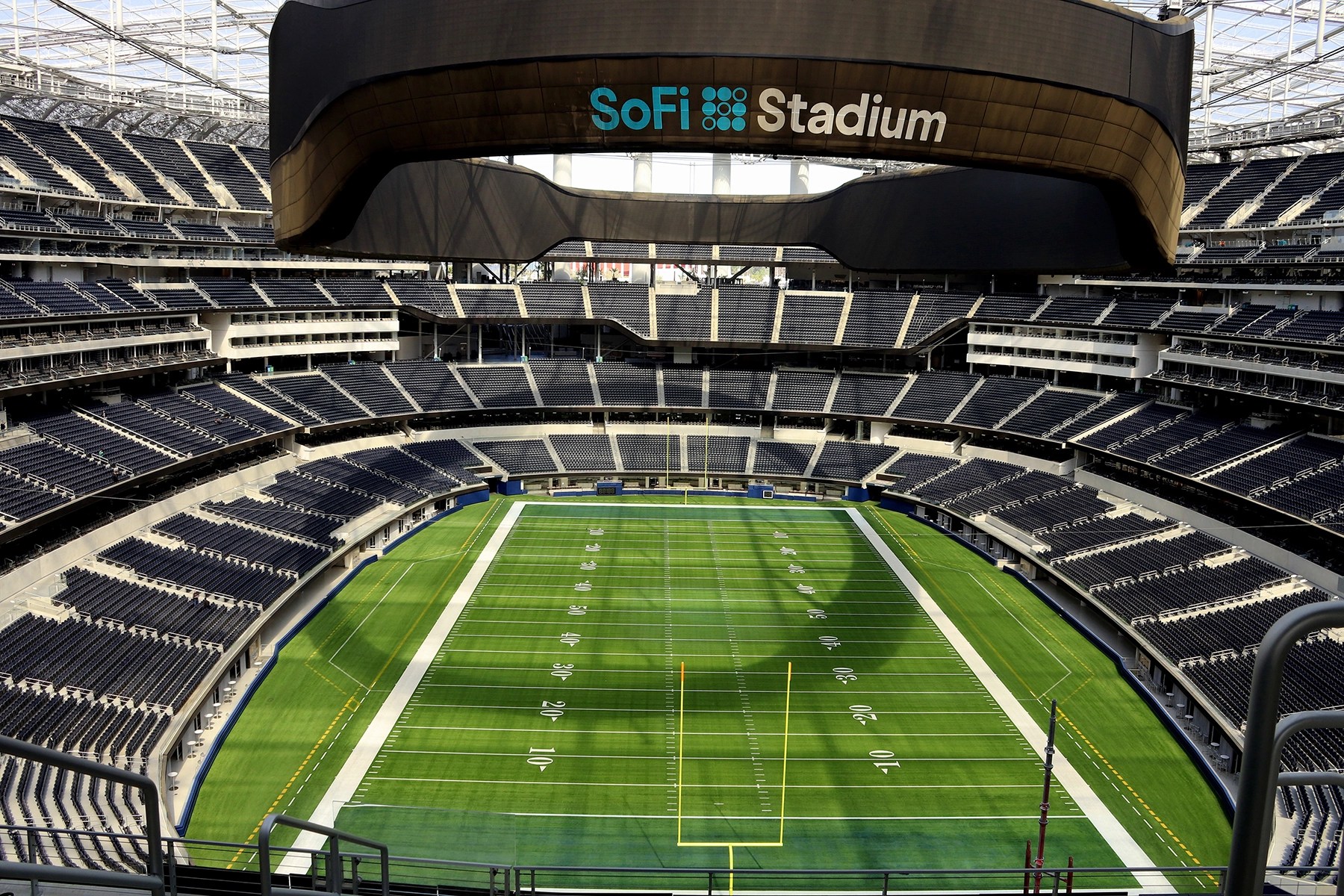 A Look into Sofi Stadium's CuttingEdge Lighting System