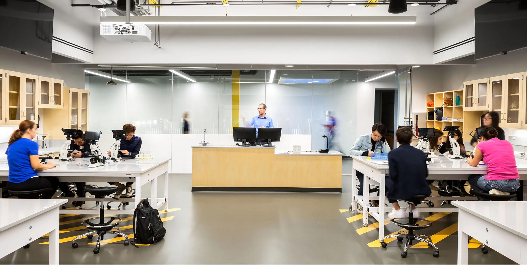 ReImagining the Teaching Lab for InquiryBased Learning HDR