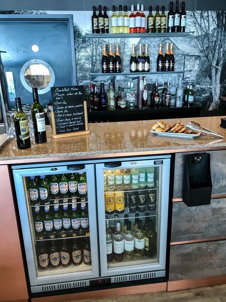 Review of Aspire and Aspire Plus Lounges Newcastle