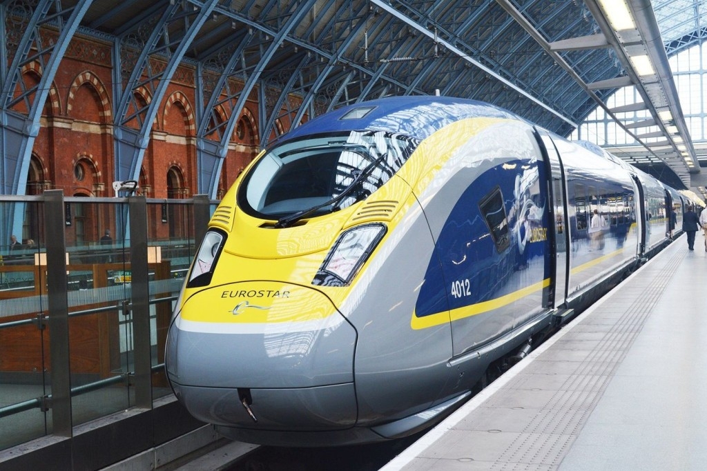 How many Club Eurostar points is Carte Blanche status?