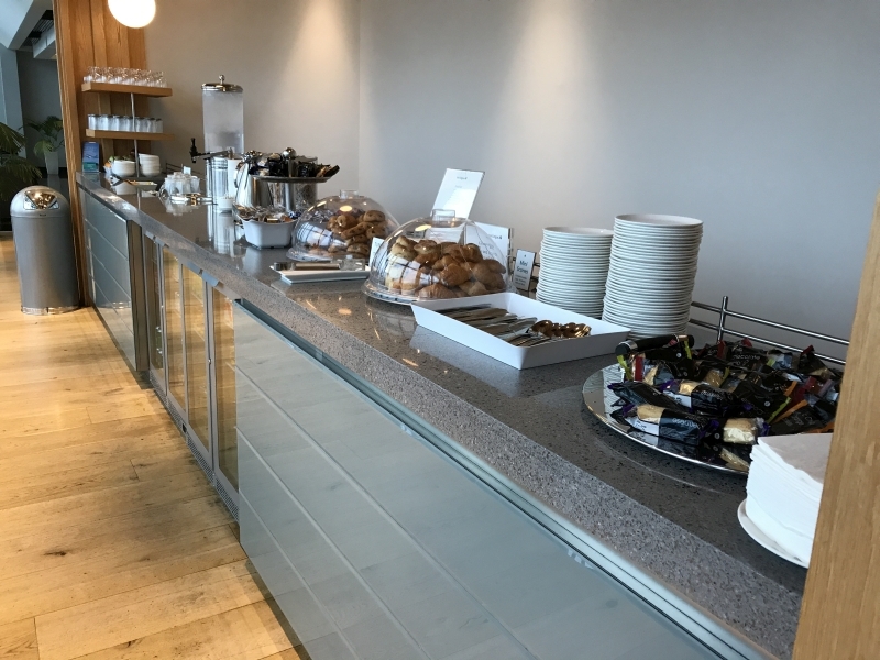 Review the Aer Lingus lounge in Dublin Airport Terminal 2