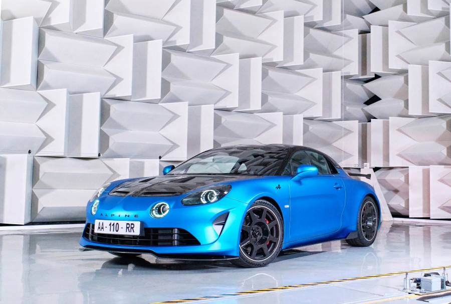 Alpine A110 R รุ่นไล่เบาหนักเพียง 1,082 กก. เครื่องยนต์ 1.8 ลิตร เทอร์