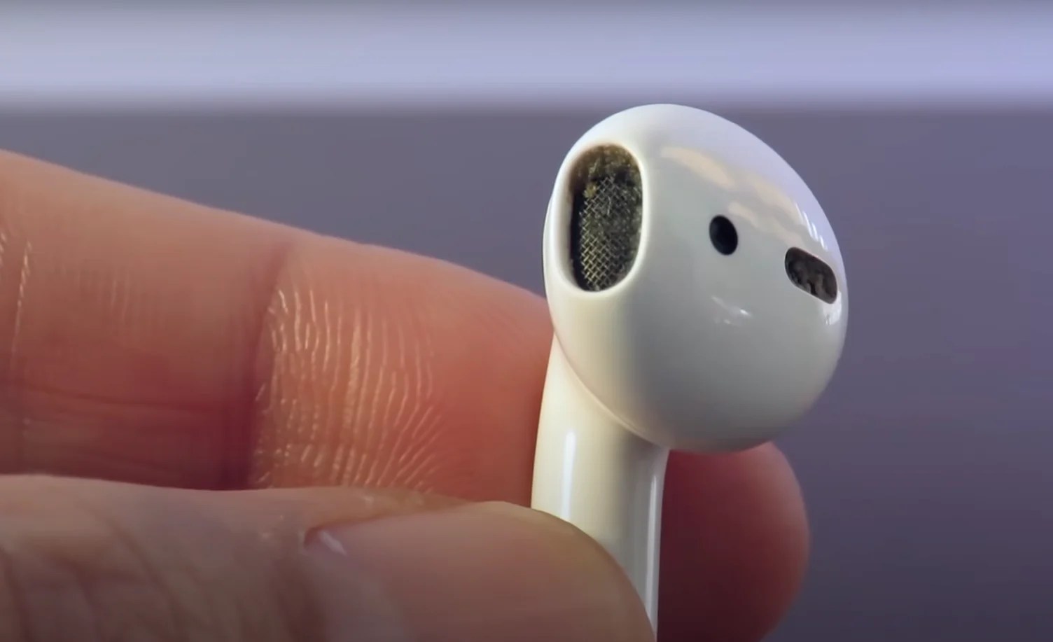 Why Do Your Headphones Sound Muffled? (Solved) Headphonesty