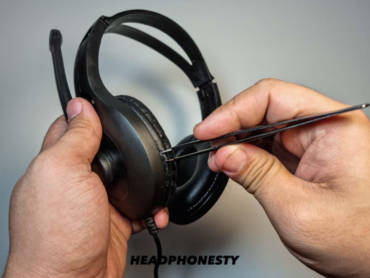 Ultimate Guide on How to Replace Headphone Pads Headphonesty