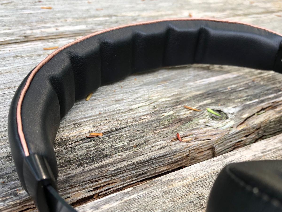 Review 1MORE Triple Driver OverEar Headphones Wheely Good Value