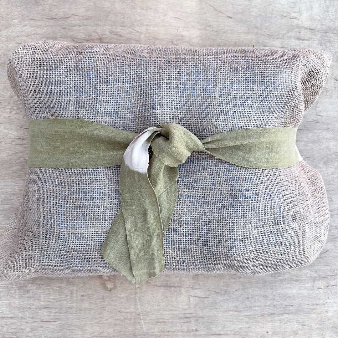 Gift Wrapping Per Blanket Head Regal