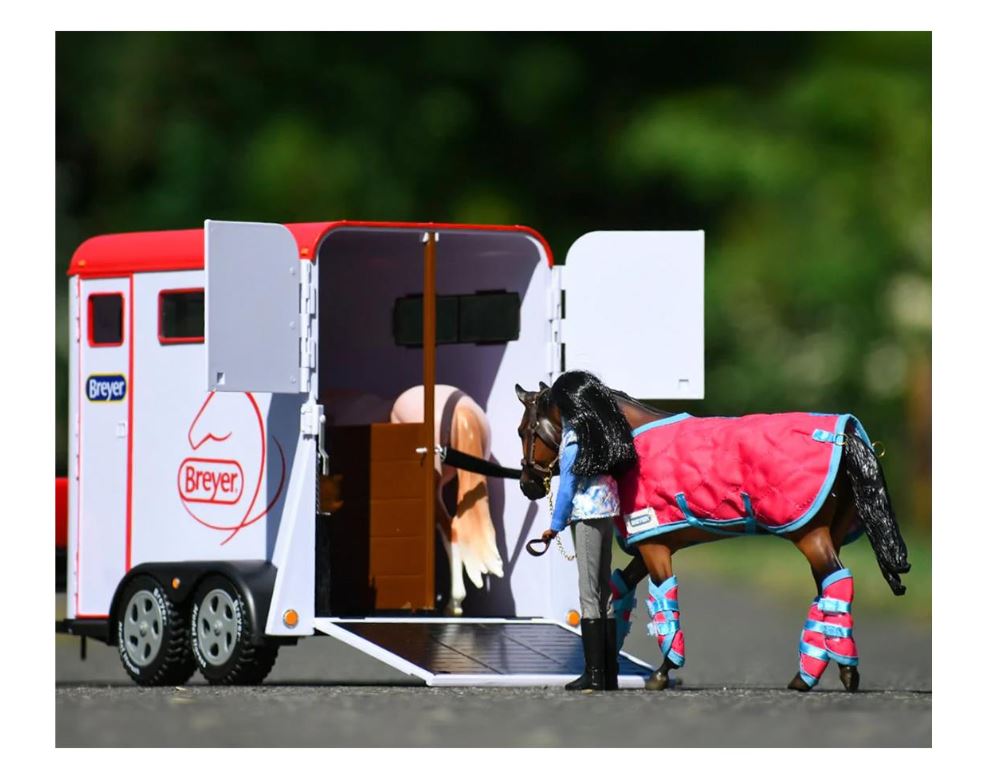 Breyer Traditional 2 Horse Trailer Heads To Tails Horseware
